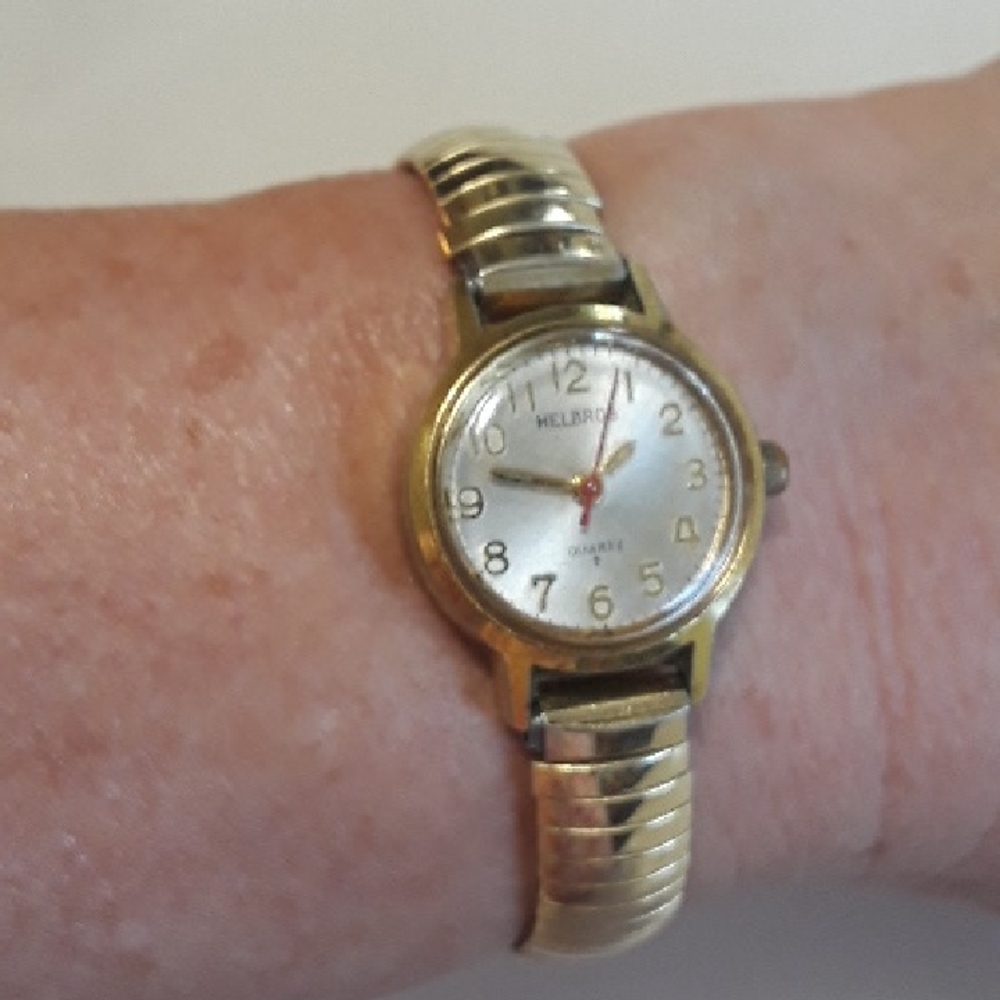 Lovely Vintage Helbros Gold Women's Watch